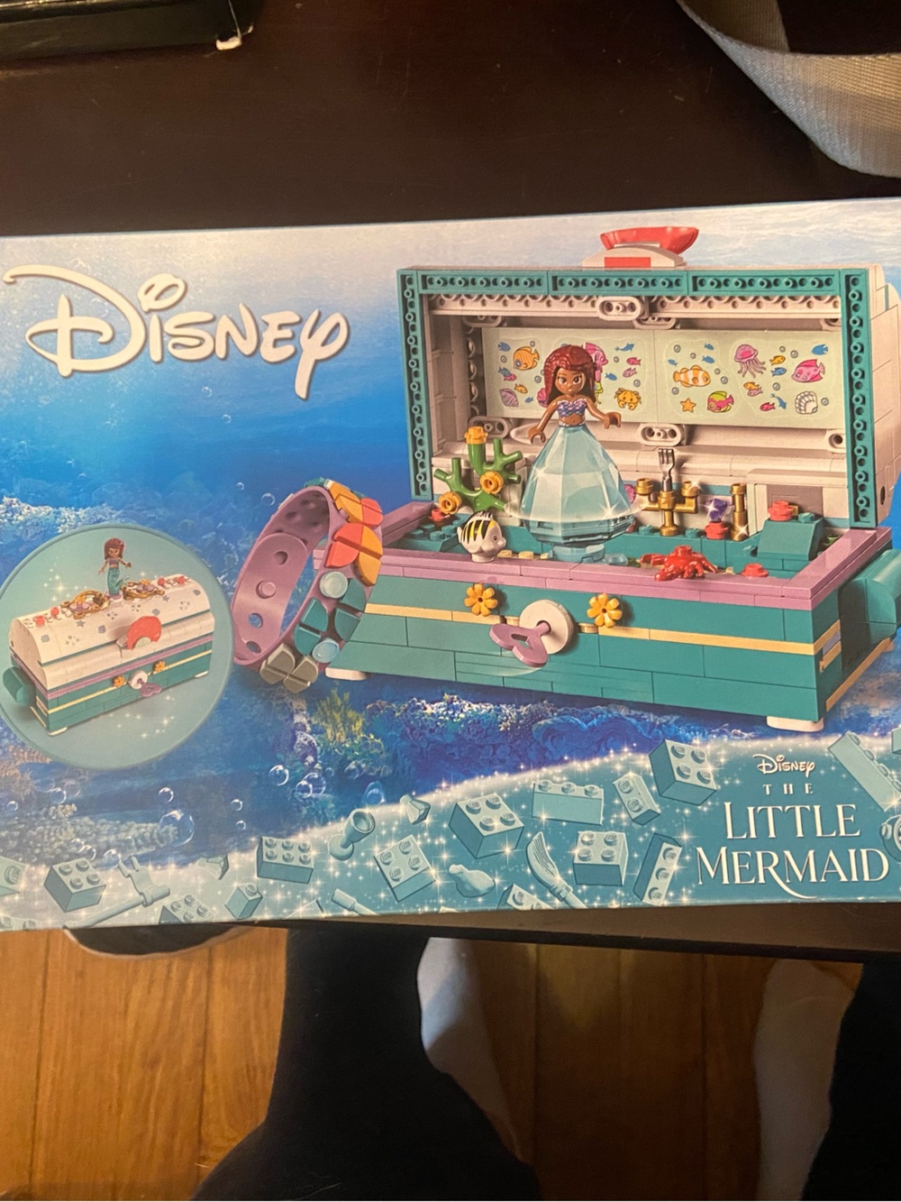 NIB - Lego Disney The Little Mermaid LEGO 43229: Ariel's Treasure Chest 🧜‍♀️ - Picture 7 of 9